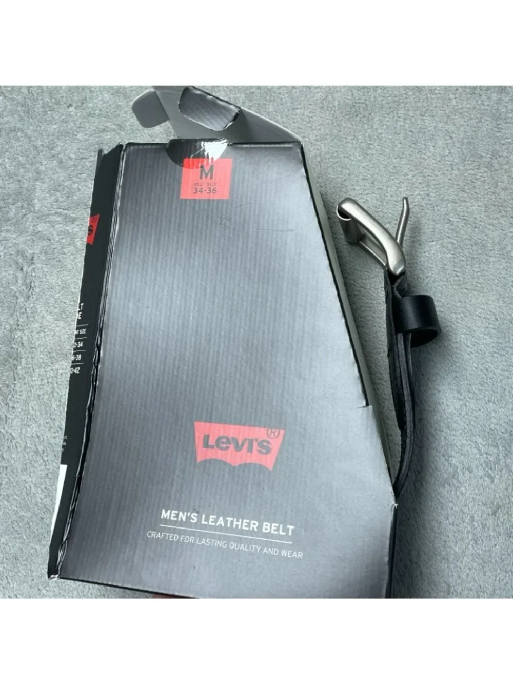 Levis Men's Medium 34-36 Black Leather Belt With Silver Buckle Durable e1765